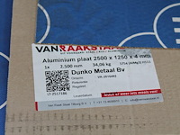 Inhoud van draagarmstelling 355 w.o. traanplaten, 15x aluminium platen 4mm, alu geperforeerd, etc. - afbeelding 5 van  9