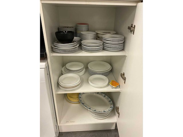 Inhoud van keuken - afbeelding 8 van  10