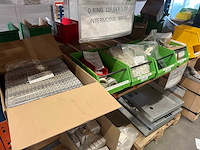 Inhoud van stelling met onderdelen intermodul maxi & alutherm systemen - afbeelding 2 van  31