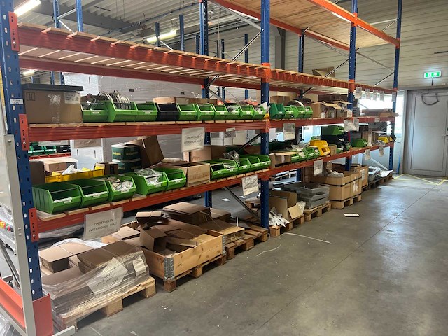 Inhoud van stelling met onderdelen intermodul maxi & alutherm systemen - afbeelding 1 van  31