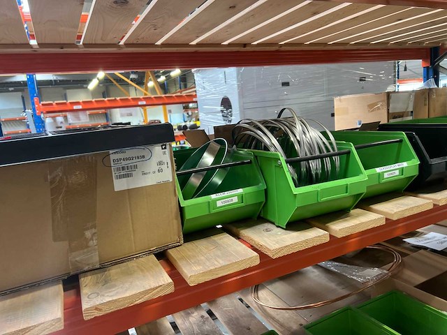 Inhoud van stelling met onderdelen intermodul maxi & alutherm systemen - afbeelding 12 van  31