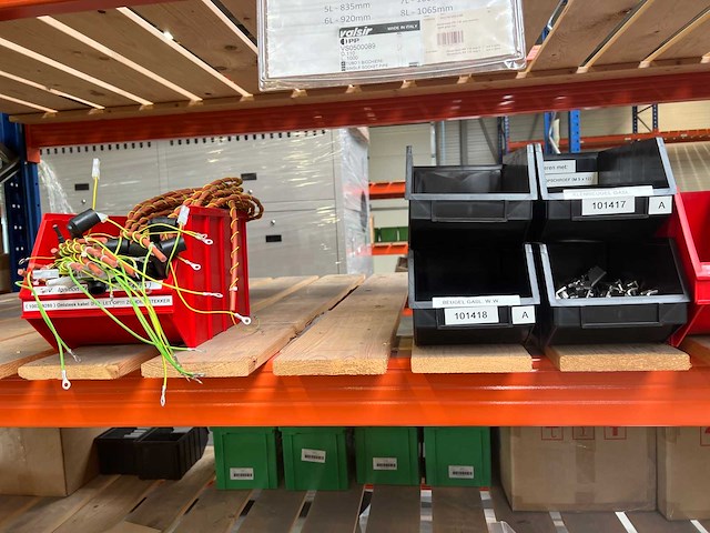 Inhoud van stelling met onderdelen intermodul maxi & alutherm systemen - afbeelding 5 van  18