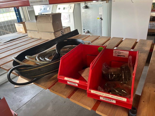 Inhoud van stelling met onderdelen intermodul maxi & alutherm systemen - afbeelding 9 van  18