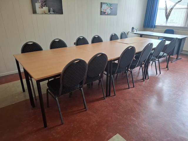 Inhoud vergaderruimte - afbeelding 2 van  8