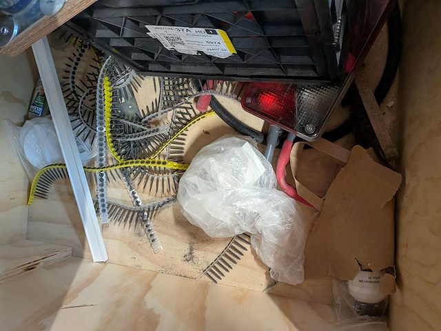 Inhoud werkbank - afbeelding 4 van  33