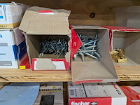 Inhoud werkbank - afbeelding 14 van  33