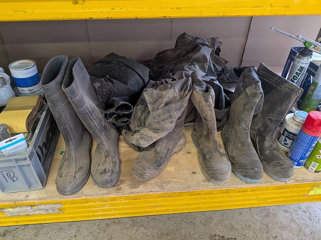 Inhoud werkbank - afbeelding 29 van  33