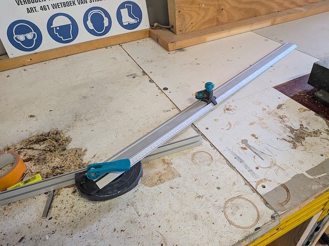 Inhoud werkbank - afbeelding 32 van  33