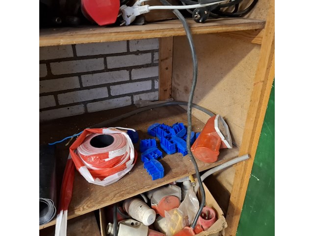 Inhoud werkkast - afbeelding 8 van  18