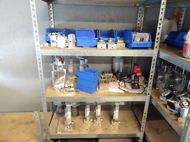 Inhoud werkplaats - afbeelding 33 van  64