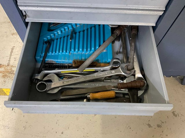 Inhoud werkplaats - afbeelding 10 van  28