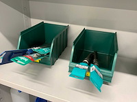 Inhoud werkplaatskast met boren, installatiematerialen, tapes, etc. (2x) - afbeelding 10 van  21