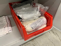 Inhoud werkplaatskast met boren, installatiematerialen, tapes, etc. (2x) - afbeelding 17 van  21