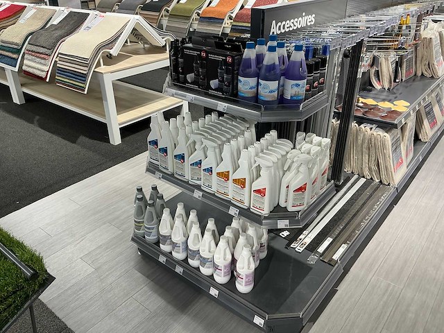 Inhoudstelling reinigings en montage accessoires - afbeelding 6 van  8