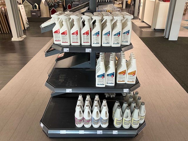 Inhoudstelling reinigings en montage accessoires - afbeelding 8 van  8