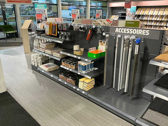 Inhoudstelling reinigings en montage accessoires - afbeelding 1 van  4