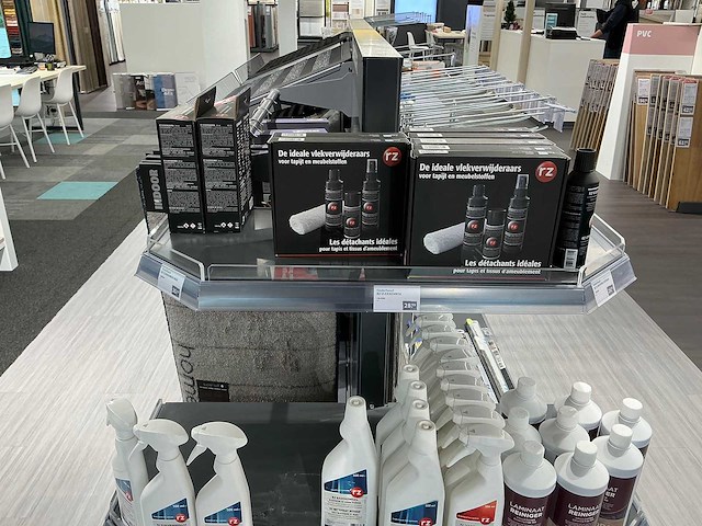 Inhoudstelling reinigings en montage accessoires - afbeelding 6 van  7