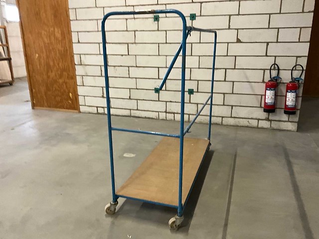 Inkapbare magazijnkar - afbeelding 10 van  19