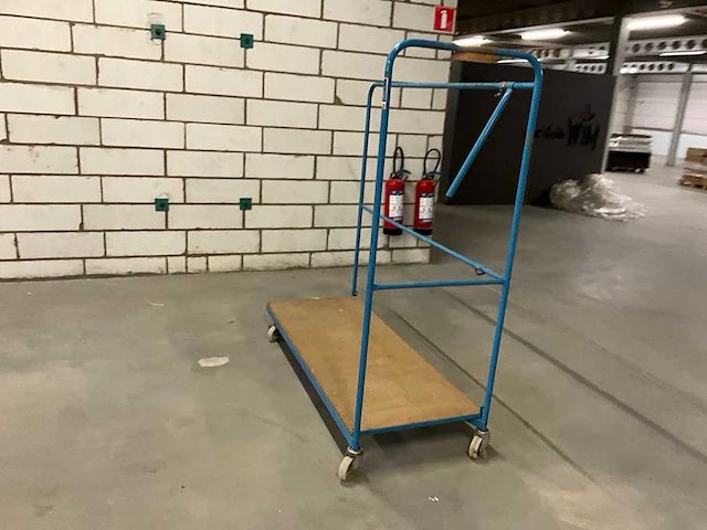 Inkapbare magazijnkar - afbeelding 4 van  15