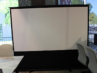 Inklapbaar projectie-/beamerscherm topvision. afmeting 245 x 210 cm. - afbeelding 1 van  2