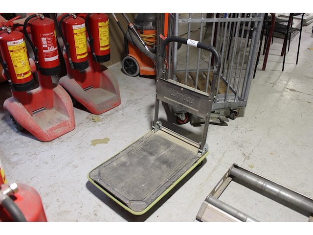 Inklapbaar transportkarretje. - afbeelding 1 van  2