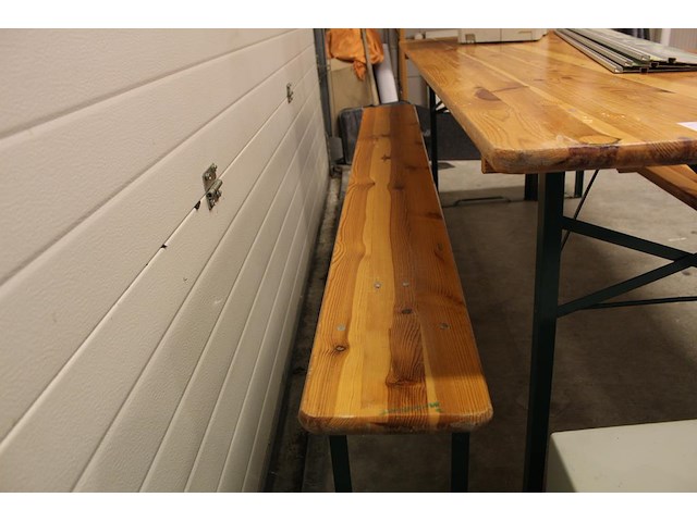 Inklapbare biertafelset. afmeting tafelblad 220 x 70 cm - afbeelding 3 van  3