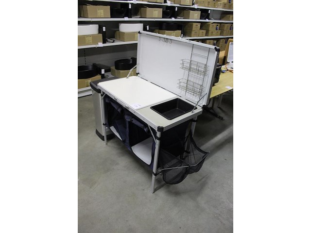 Inklapbare buitenkeuken met pedaalemmer. afm. 100 x 50 x 78 cm. margeproduct - afbeelding 2 van  3