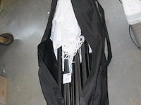 Inklapbare partytent in draagtas.