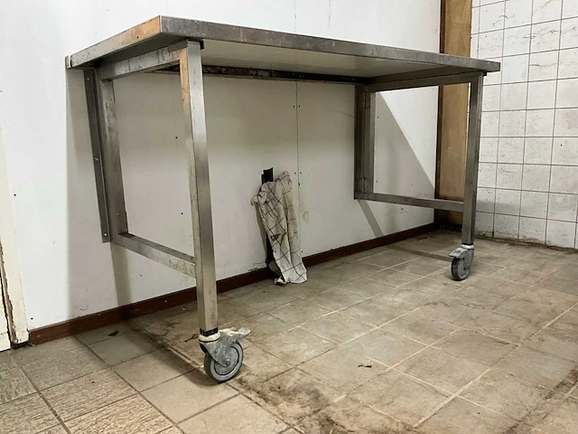 Inklapbare rvs werktafel - afbeelding 4 van  6