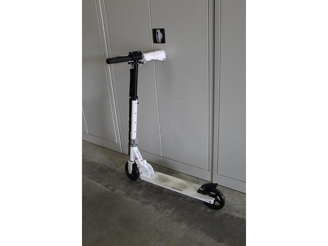 Inklapbare step meteor racer met draagriem - afbeelding 2 van  4