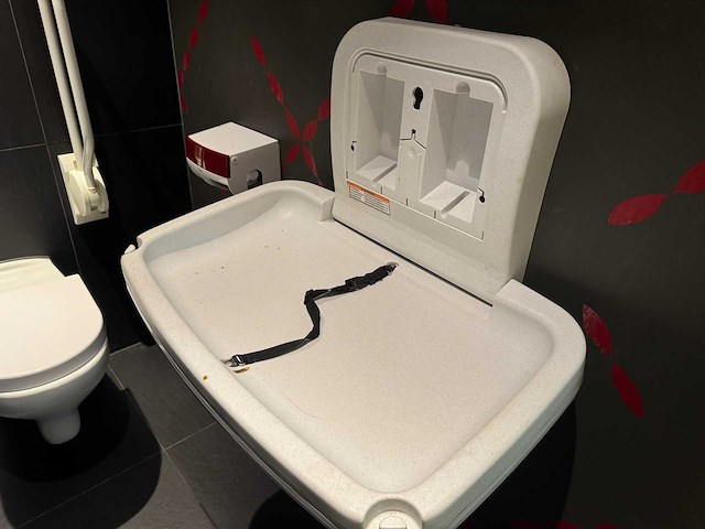 Inklapbare verschoontafel - afbeelding 2 van  2