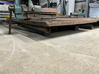 Inklapbare werktafel met bankschroef - afbeelding 3 van  3