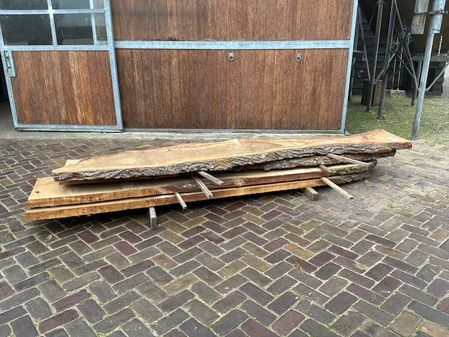 Inlands eikenplank (4x) - afbeelding 1 van  3