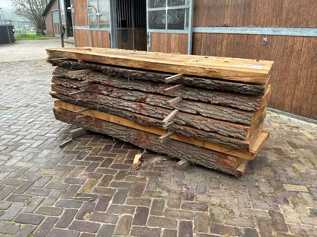 Inlands eikenplank (8x) - afbeelding 1 van  5