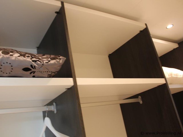Inloopkast - afbeelding 8 van  11