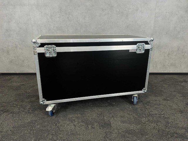 Innox - universele flightcase op wielen - afbeelding 1 van  12