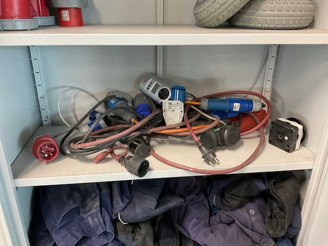 Inofec archiefkast met werkplaats inventaris - afbeelding 7 van  10