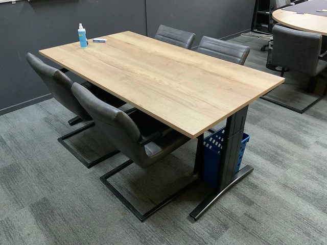 Inofec vergaderset met 4 vergaderstoelen - afbeelding 1 van  7