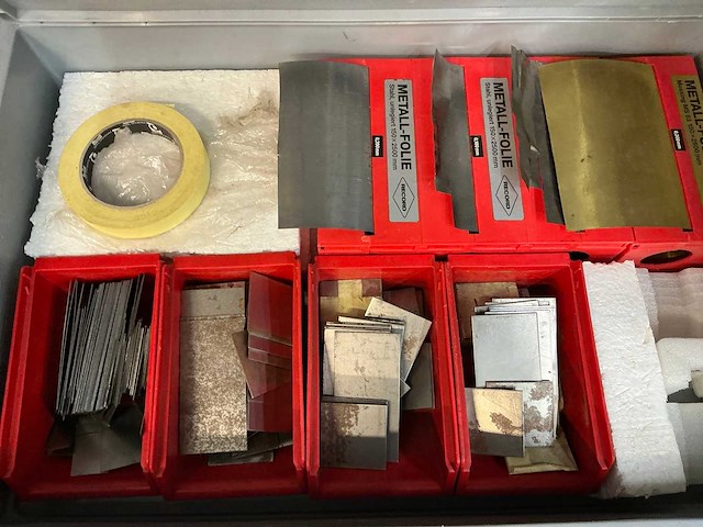 Inofec werkplaatskast met inhoud - afbeelding 4 van  12