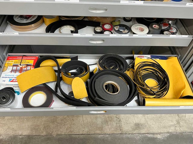 Inofec werkplaatskast met inhoud - afbeelding 3 van  13