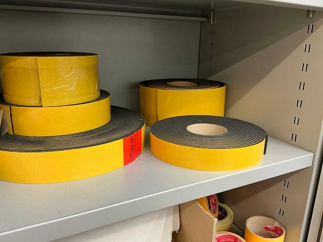 Inofec werkplaatskast met inhoud - afbeelding 9 van  13