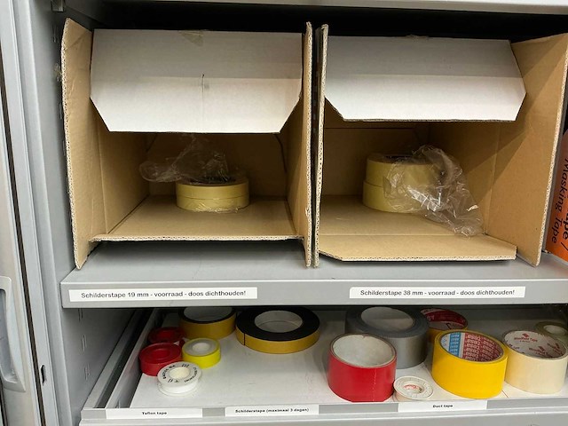 Inofec werkplaatskast met inhoud - afbeelding 11 van  13