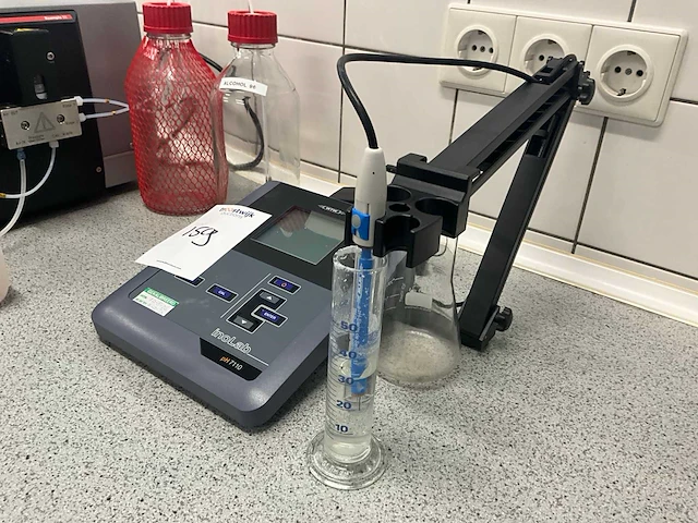 Inolab 7110 ph meter - afbeelding 2 van  3