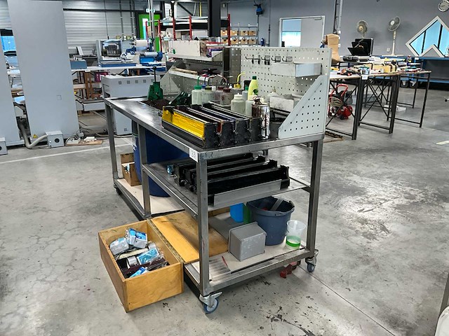 Inox mobiele reinigingsstation - afbeelding 1 van  5