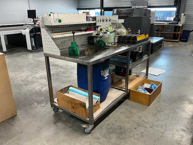 Inox mobiele reinigingsstation - afbeelding 2 van  5