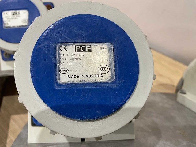 Inox paal met stopcontact (2x) - afbeelding 2 van  5