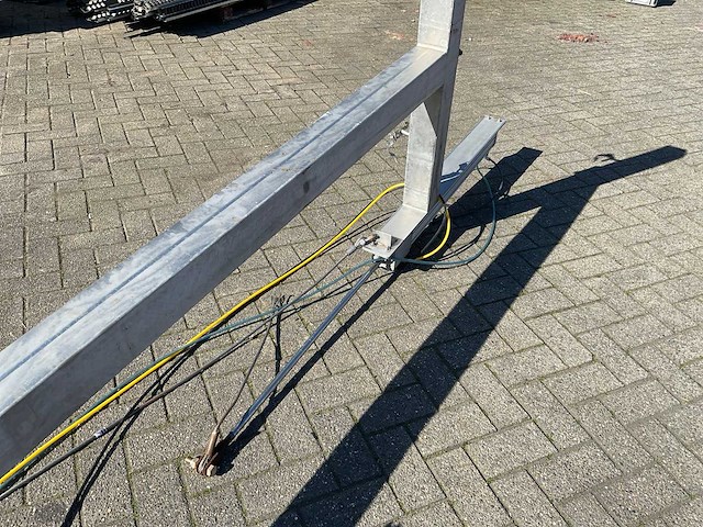 Inox paal - afbeelding 6 van  6