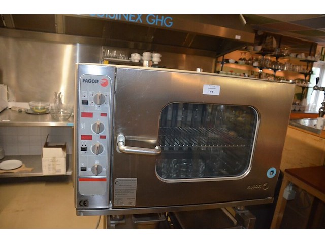 Inox stoomoven fagor hme-6/11 3000kw op 400v op inox tafel , 16 inox bakken - afbeelding 4 van  9