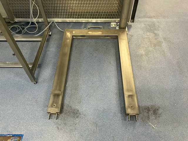 Inox werkstation - afbeelding 8 van  9