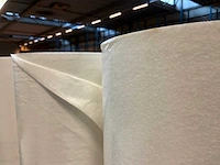 Inpak materiaal. papier met plastic laag 50x50cm (43x) - afbeelding 4 van  4